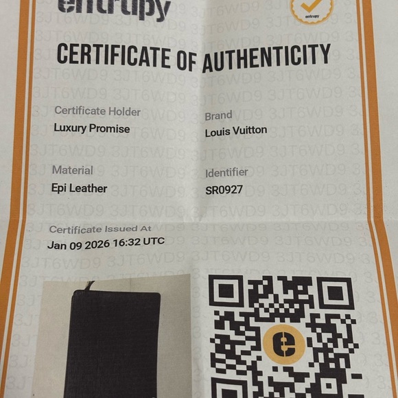 Louis Vuitton Epi Pochette Homme w/ entrupy cert - Picture 6 of 7